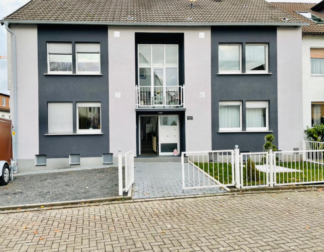 Bei Daniel Am Dortmunder Flughafen Apartment Exterior photo